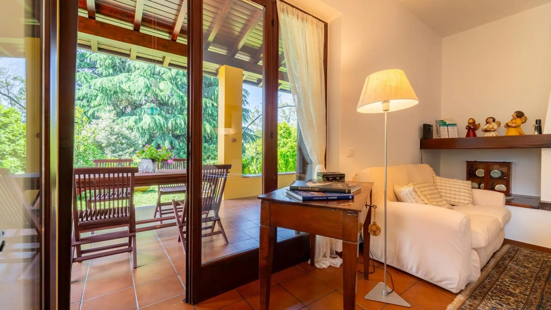 Villetta Camelia With Garden By Wonderful Italy Μπελάτζιο