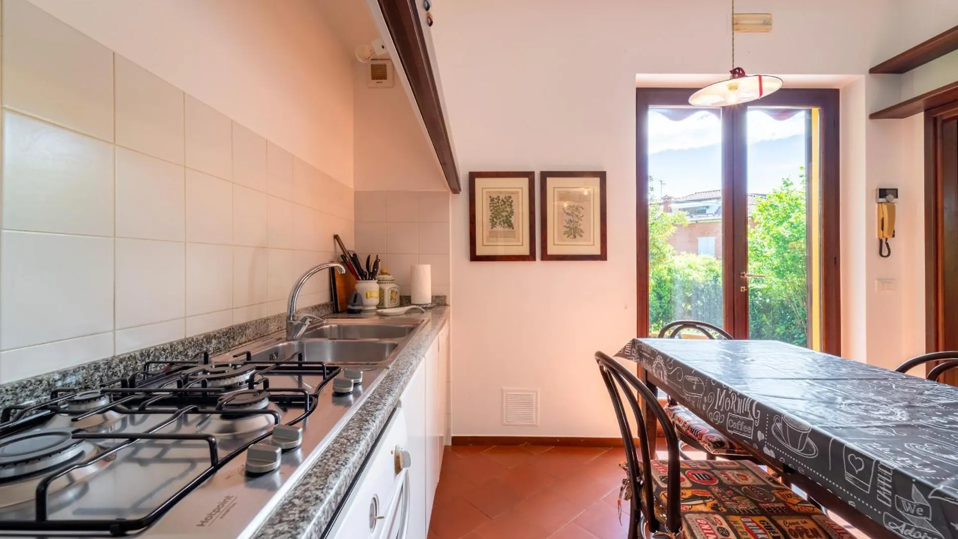 Villetta Camelia With Garden By Wonderful Italy Μπελάτζιο